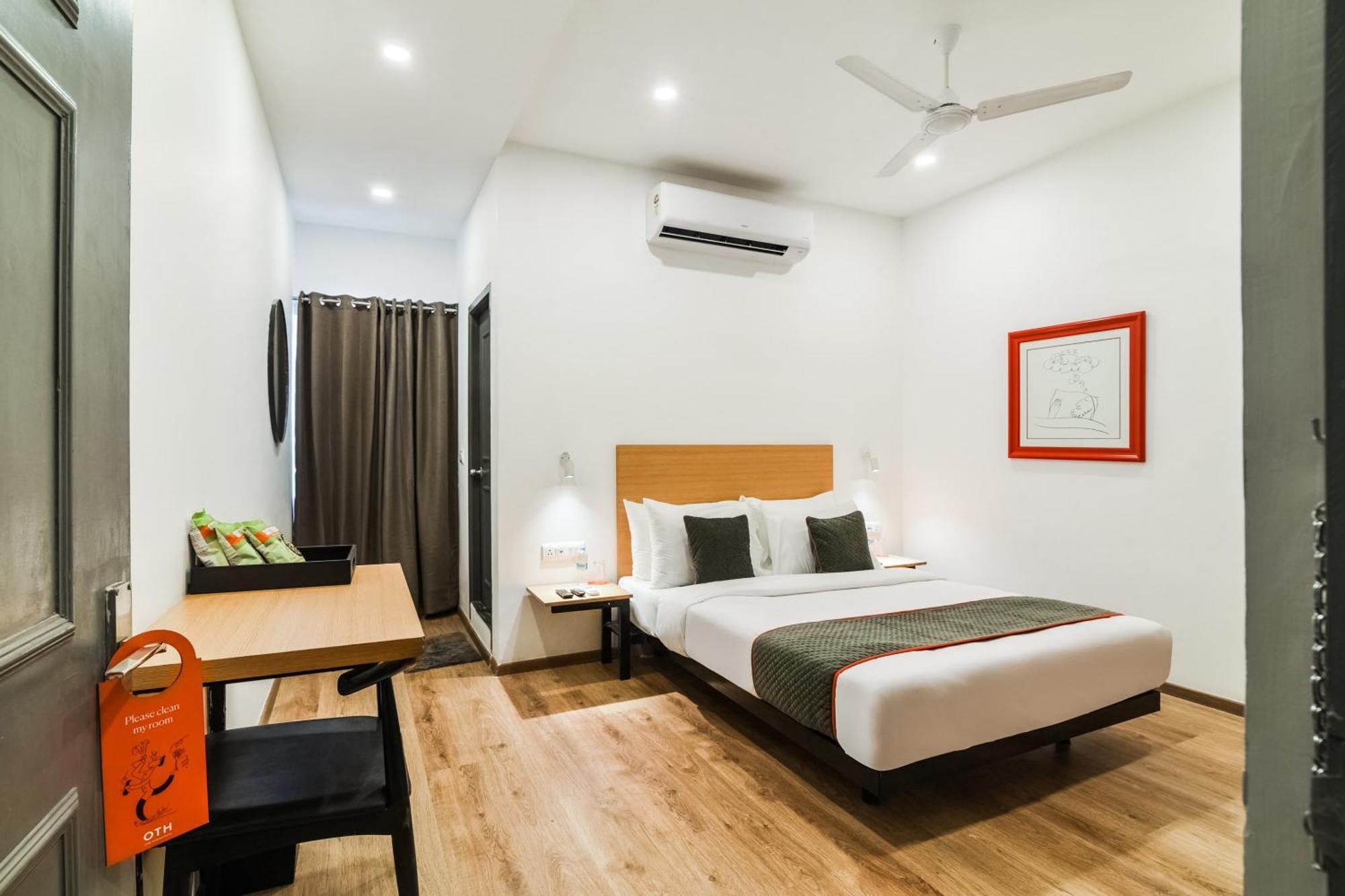 Super Townhouse Xotel Chennai Exterior photo